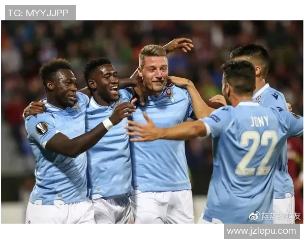 拉齐奥与国米激战正酣决战意甲榜首之争引人瞩目